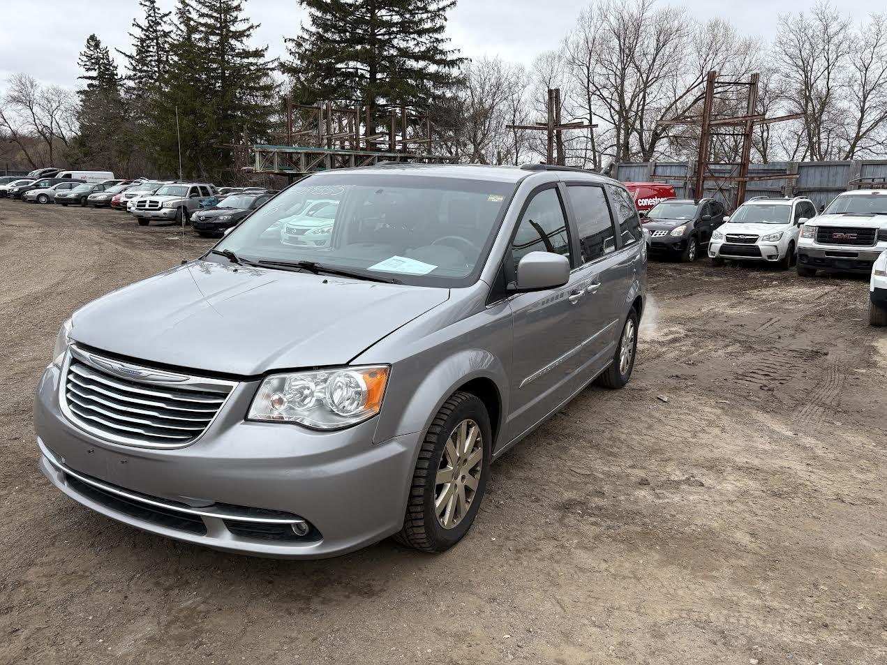 Used OEM Totally Integrated Power Control Module (TIPM) 2015-2020 Caravan 68239606AA 68239606AB